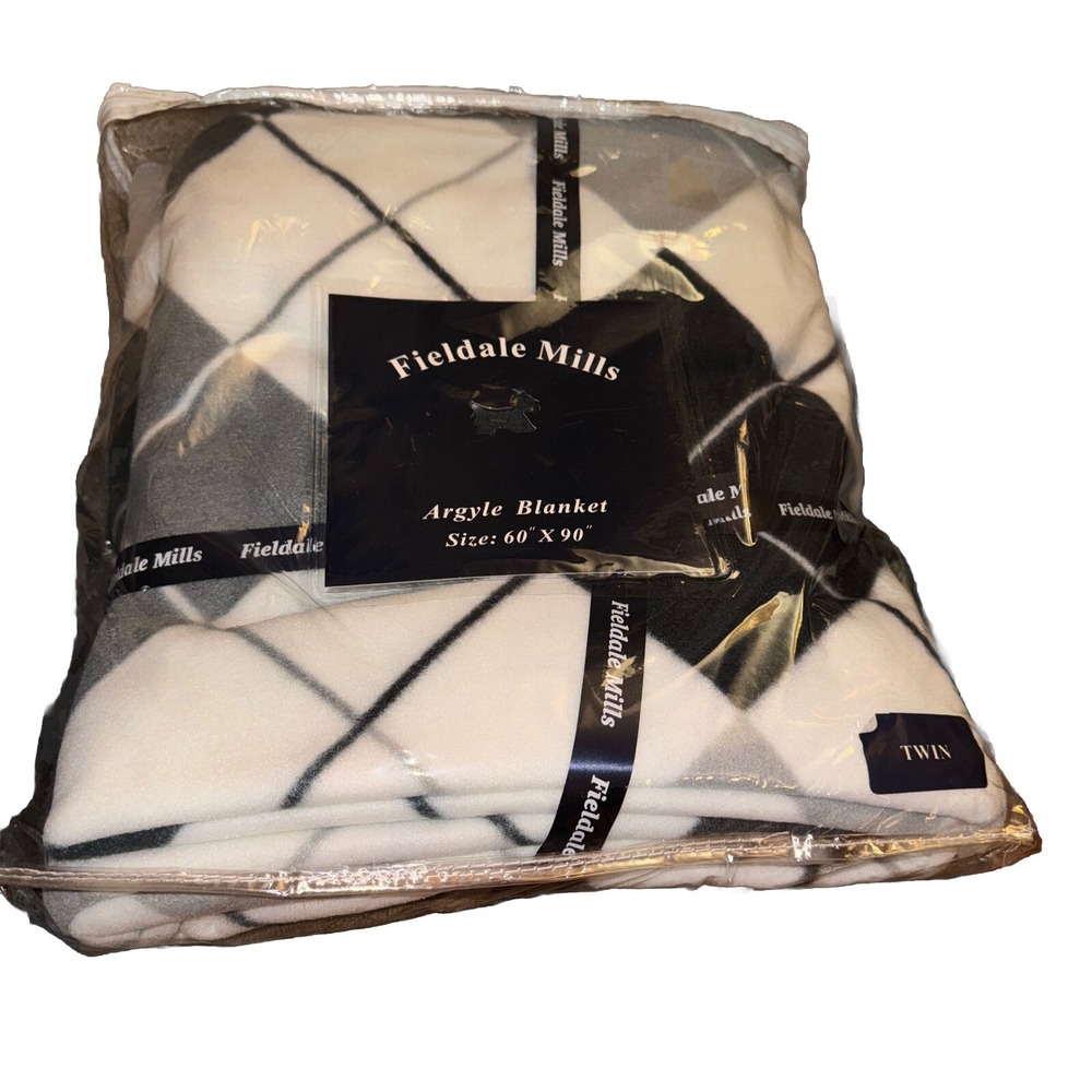 Blanket Argyle Fleece  Findable Mills Twin 60 X 90"  White Blue Gray Warm Cozy
